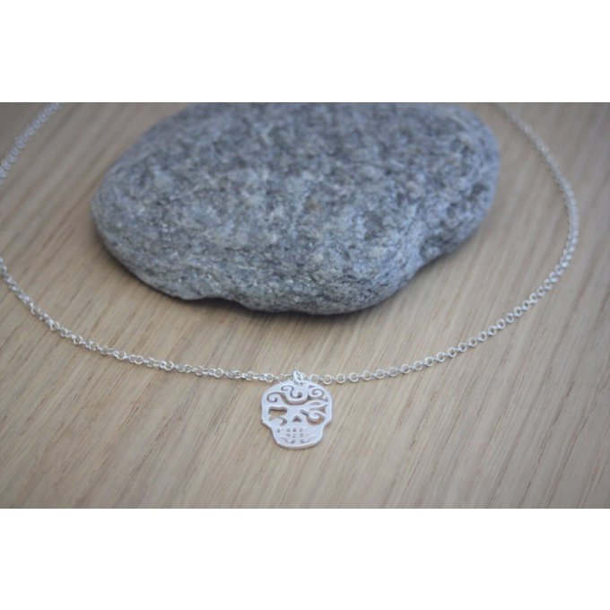 collier gothique en argent