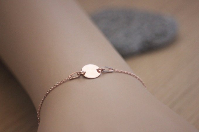 Bracelet or rose médaille ronde à graver