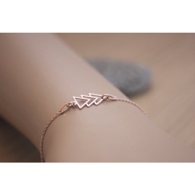 Bracelet géométrique en or rose 3 triangles