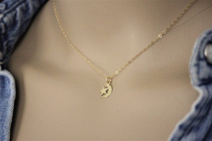 Collier pendentif étoile et lune en or Gold Filled 