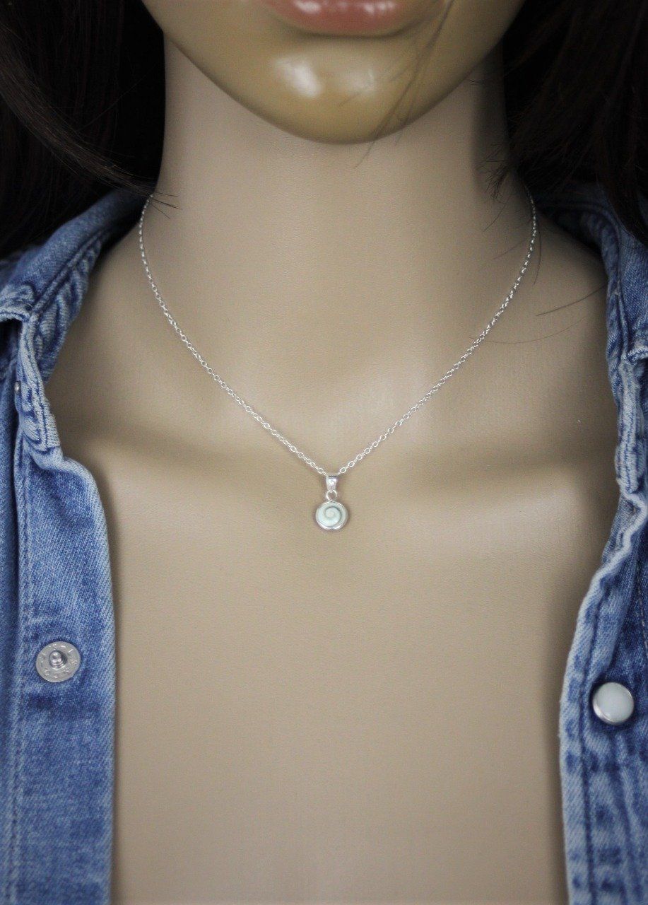 Collier Pendentif Argent Avec Charme Coquillage/fleur - Bijou Tendance Pour Femmes, Cadeau De Fête Ou Mariage