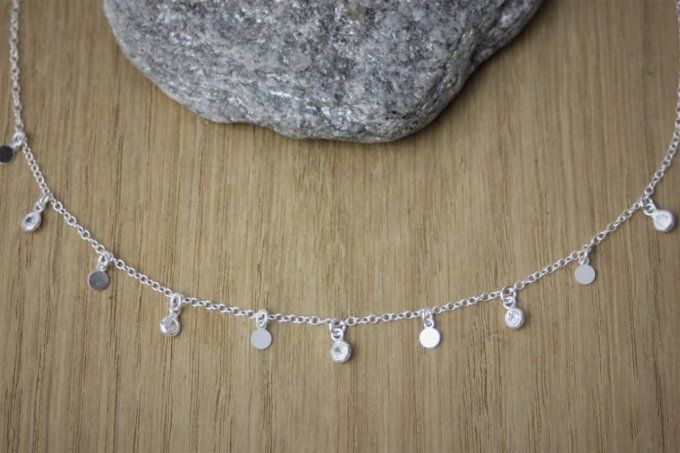 Collier argent massif petites pastilles et zircons