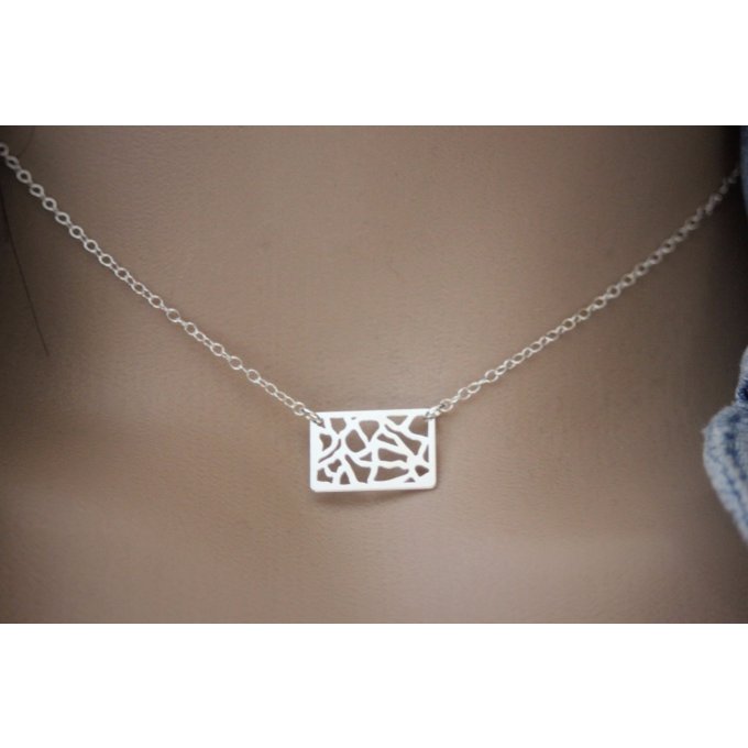 Collier argent massif breloque rectangle ajouré