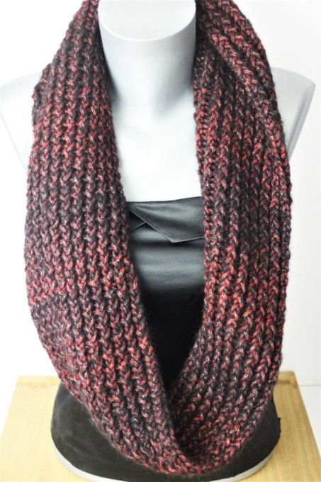 Echarpe Snood laine noir et rouge 