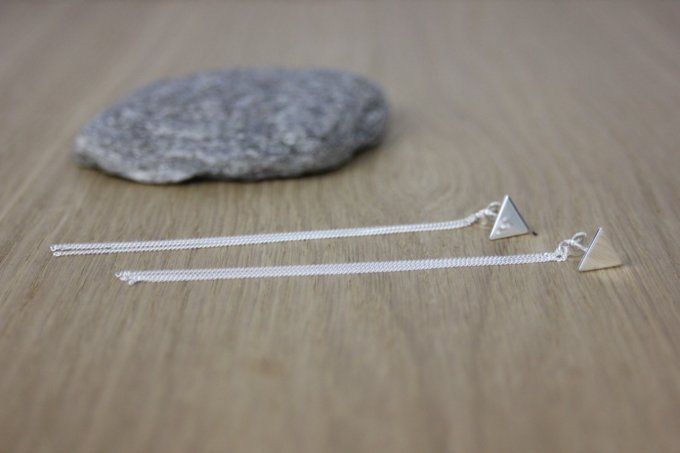 Boucles d'oreilles argent massif triangle et 3 chainettes 