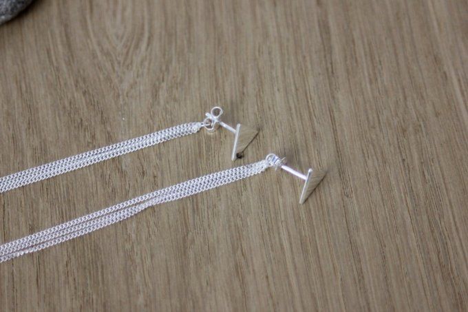 Boucles d'oreilles argent massif triangle et 3 chainettes 