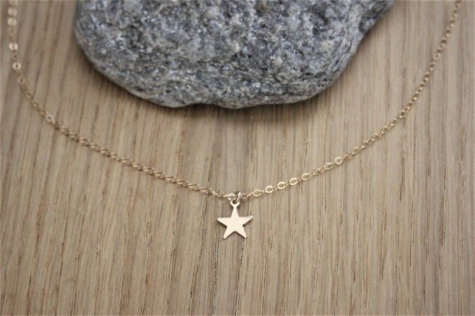 Collier pendentif petite étoile en or Gold Filled