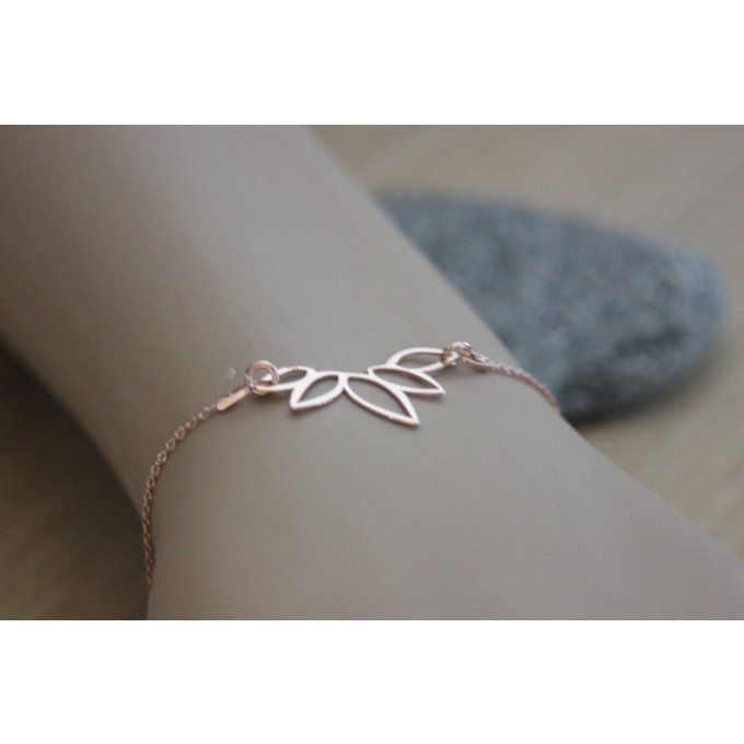 Bracelet or rose intercalaire feuilles asymétrique