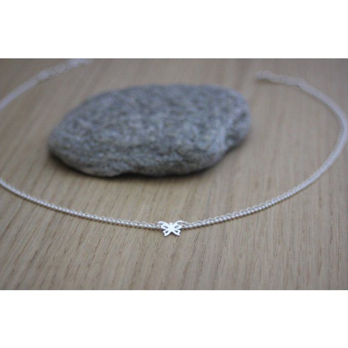 Collier en argent massif double chaine et petit papillon