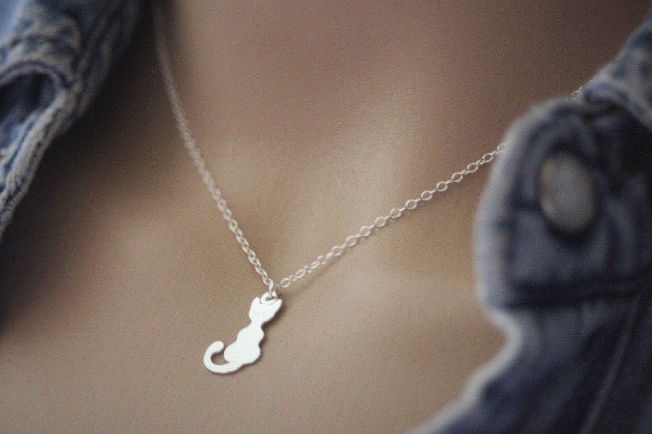 Collier oeil de chat argent massif