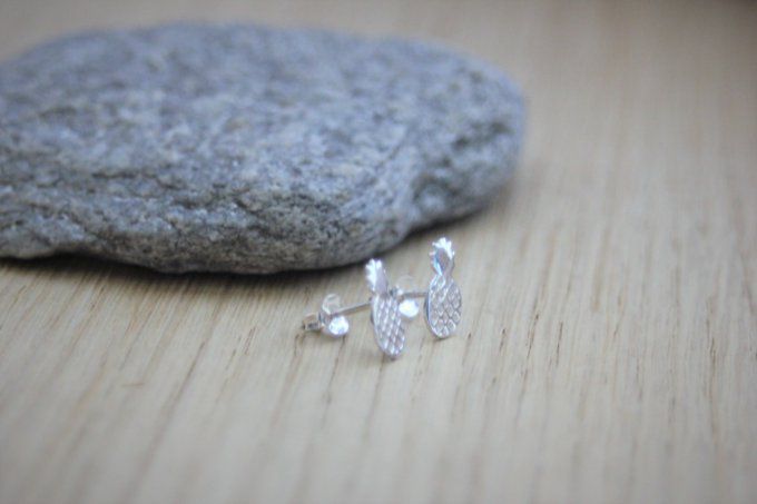 Boucles d'oreilles minimalistes ananas en argent massif