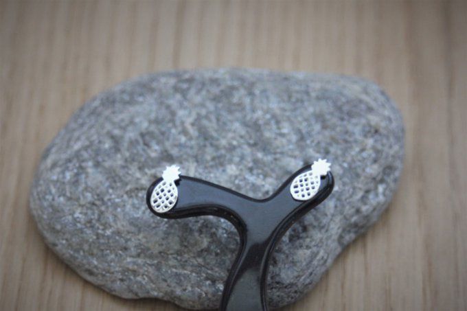 Boucles d'oreilles minimalistes ananas en argent massif