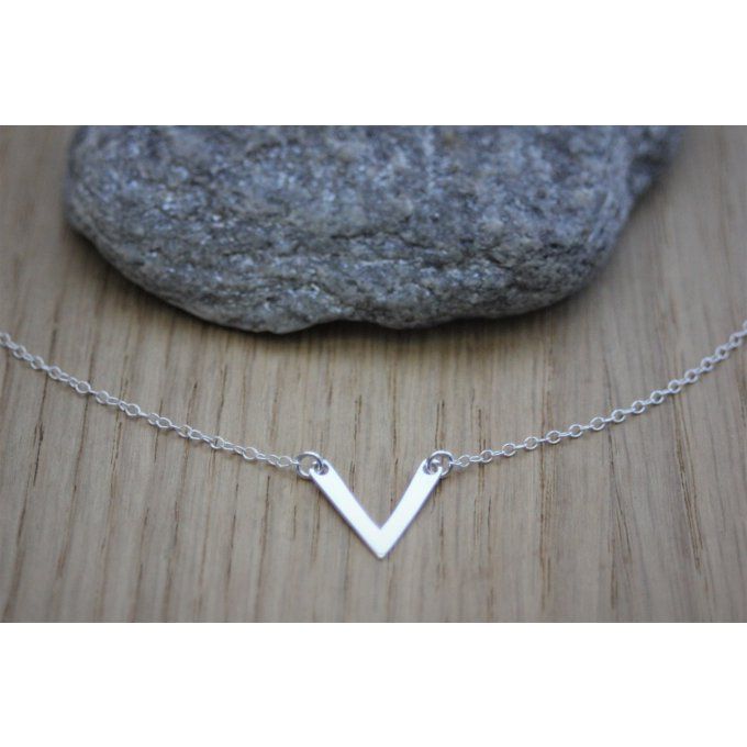 Collier argent massif pendentif chevron