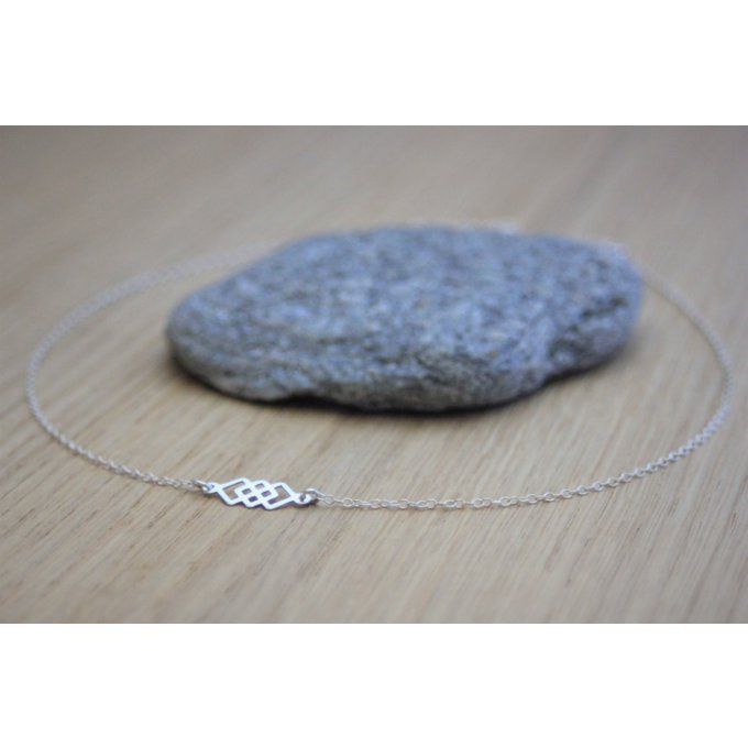 Collier argent massif 3 carrés enlacés