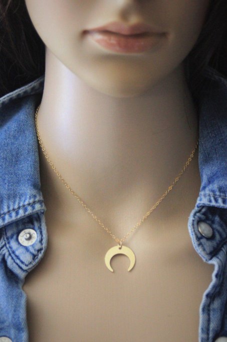 Collier en or Gold Filled corne demi-lune à graver