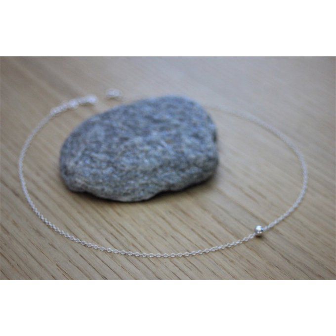 Collier argent massif avec 1 perle boule lisse