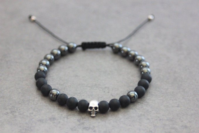 Bracelet perles onyx mat et hématite et tête de mort argent 925