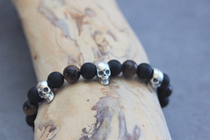 Bracelet perles onyx mat, oeil de tigre et 3 têtes de mort argent 925