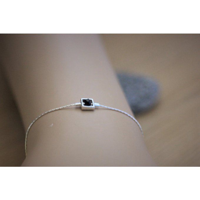 Bracelet argent massif pendentif carré avec cristal Swarovski noir