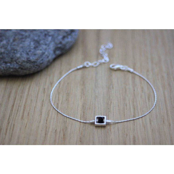 Bracelet argent massif pendentif carré avec cristal Swarovski noir