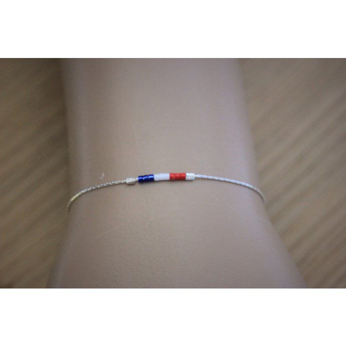 Bracelet argent massif et perles miyuki bleu blanc rouge