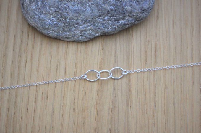 Collier argent massif 3 anneaux ovales enlacés 