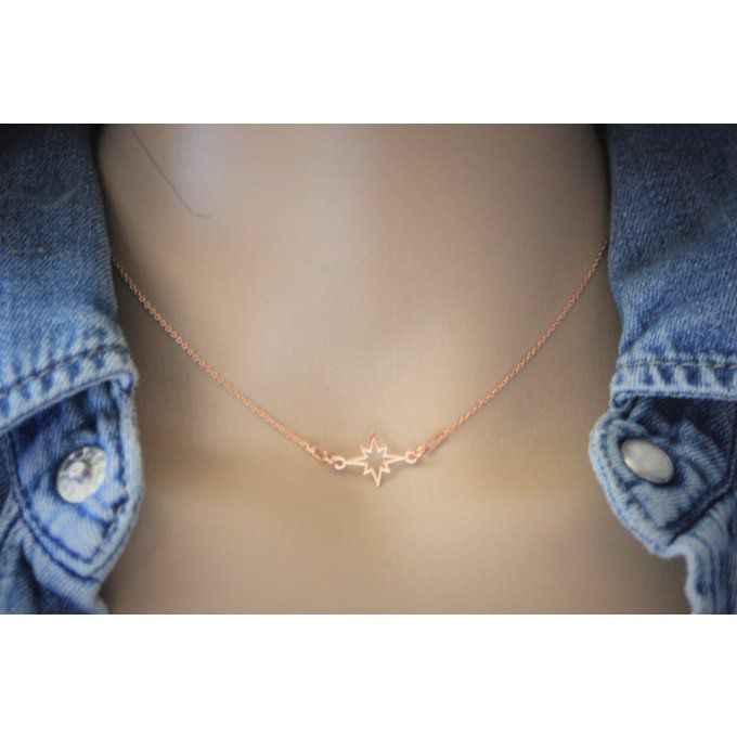 Collier étoile en or rose 