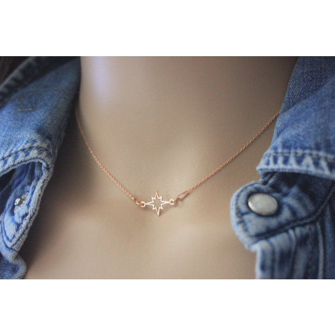 Collier étoile en or rose 