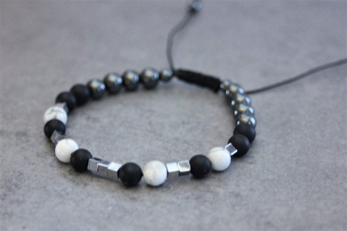 Bracelet perles onyx mat, howlite blanche et hématite