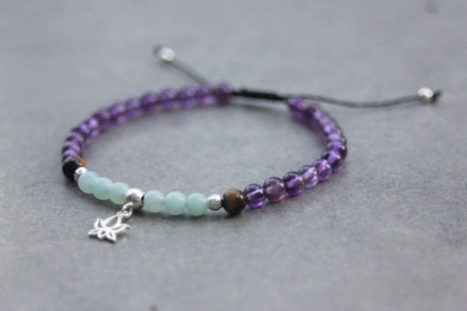Bracelet perles améthyste, amazonite, oeil de tigre et fleur de lotus argent massif 925