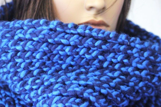 Echarpe Snood laine bleu marine et bleu oversize homme /femme