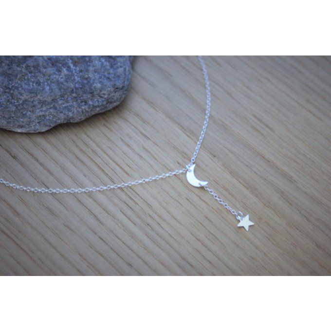 Collier cravate en argent massif avec lune et pendentif étoile