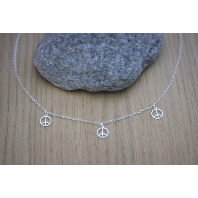 Collier argent massif 3 petites médailles peace and love