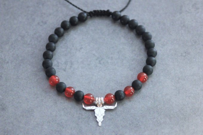 Bracelet perles onyx mat, agate rouge et tête de buffle en argent 925