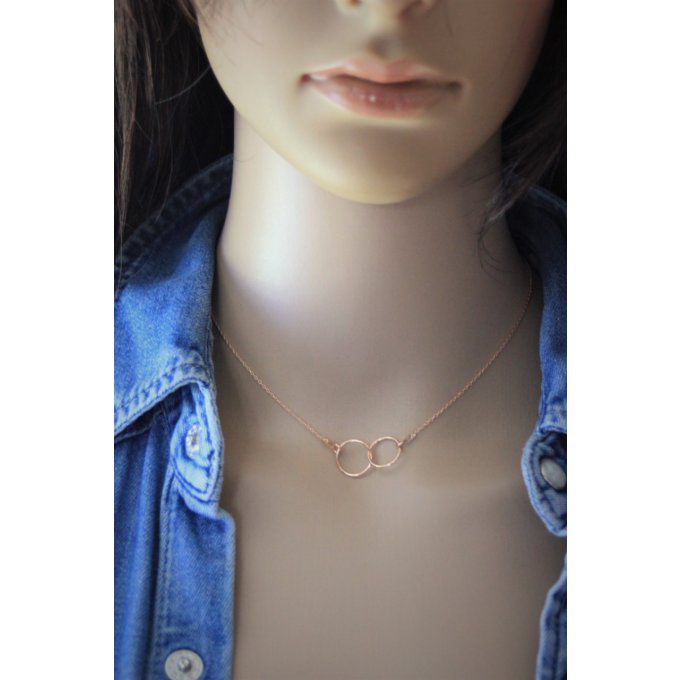 Collier or rose pendentif 2 anneaux entrelacés 