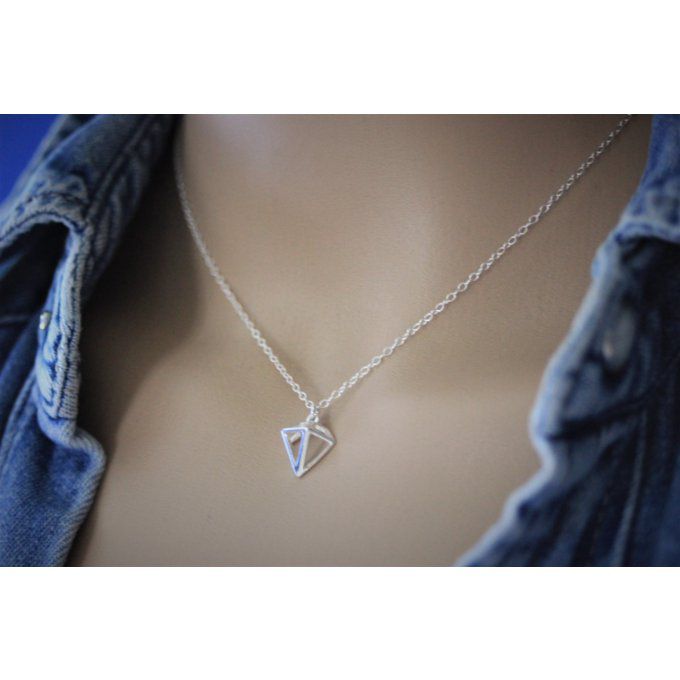 Collier argent massif pendentif diamant 3D