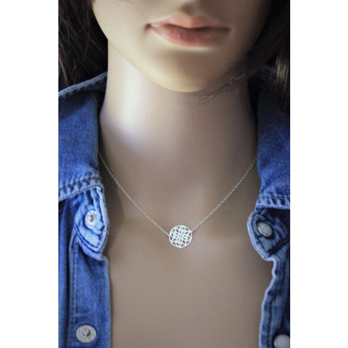 Collier argent massif pendentif rosace mandala