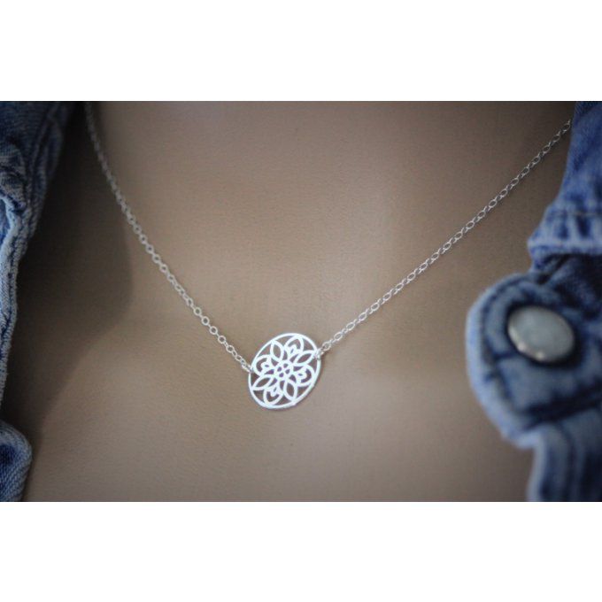 Collier argent massif pendentif rosace mandala