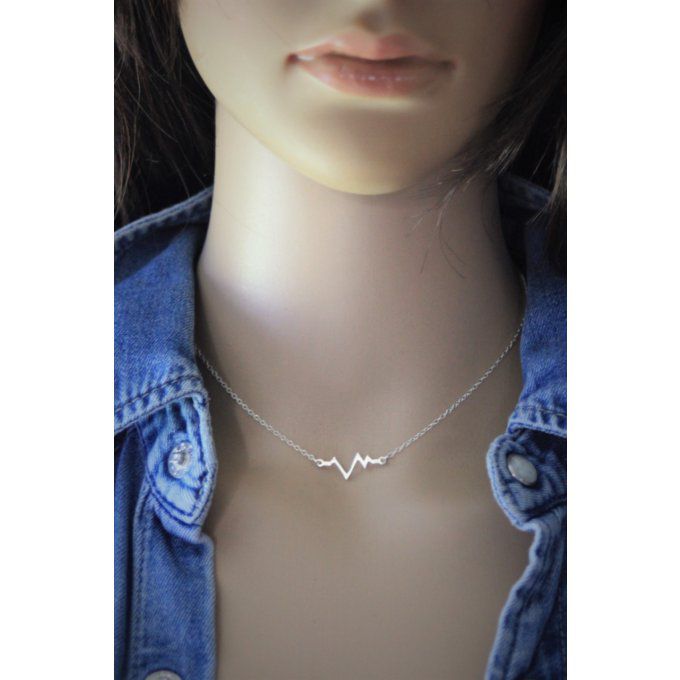 Collier argent massif pendentif ondes rythme cardiaque