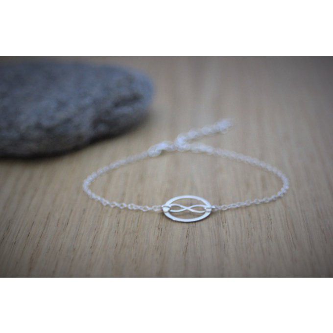 Bracelet Infini et anneau en argent massif