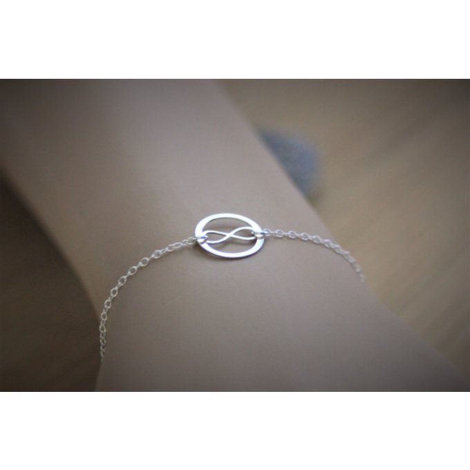 Bracelet Infini et anneau en argent massif