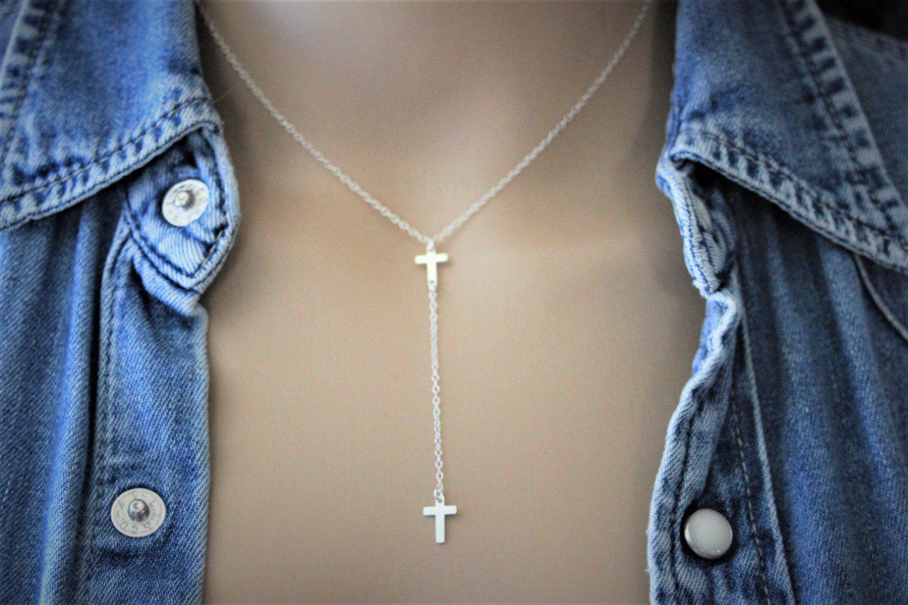 Collier cravate en argent massif pendentif double croix