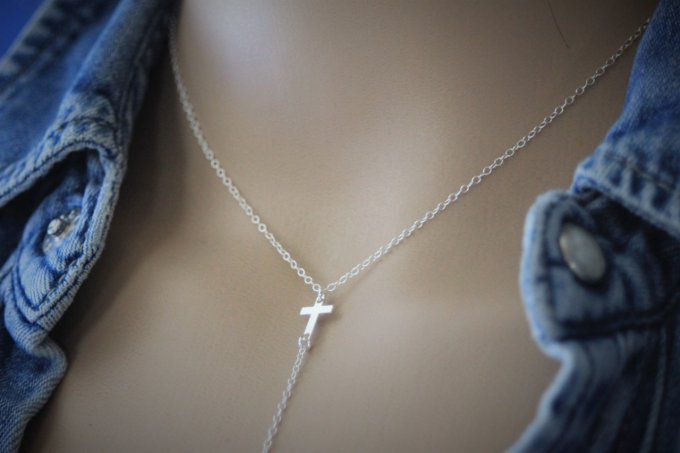 Collier cravate en argent massif pendentif double croix