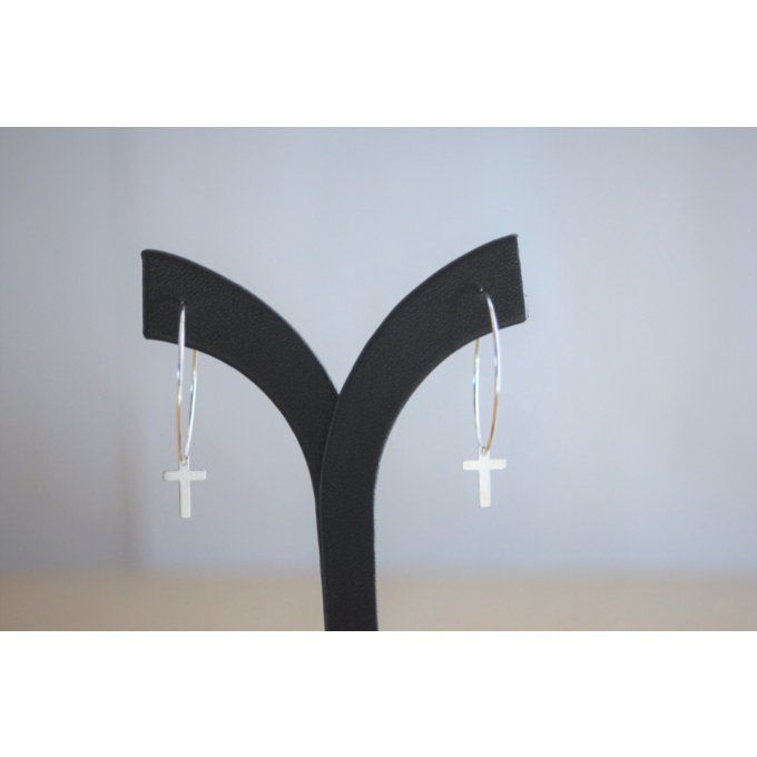 Boucles d'oreilles créoles en argent massif avec pendentif croix en argent massif