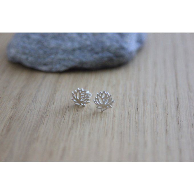 Boucles d'oreilles fleurs de lotus en argent massif 