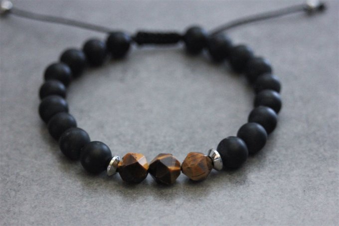 Bracelet en perles onyx mat, oeil de tigre et acier inoxydable