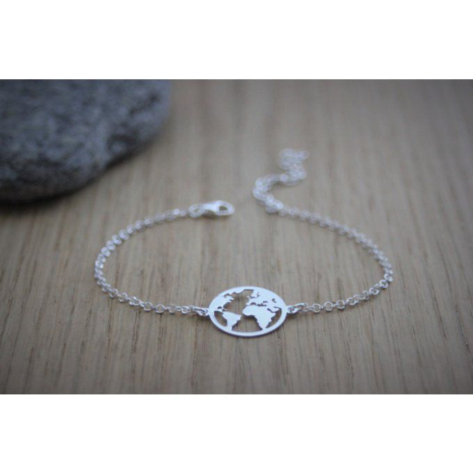 Bracelet carte du monde en argent massif 