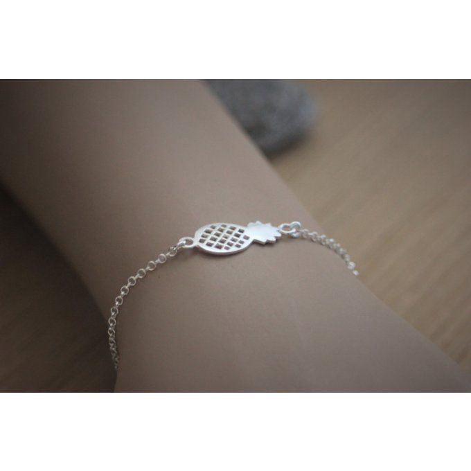 Bracelet argent massif avec breloque ananas