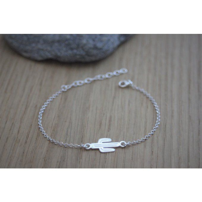 Bracelet argent massif avec breloque cactus