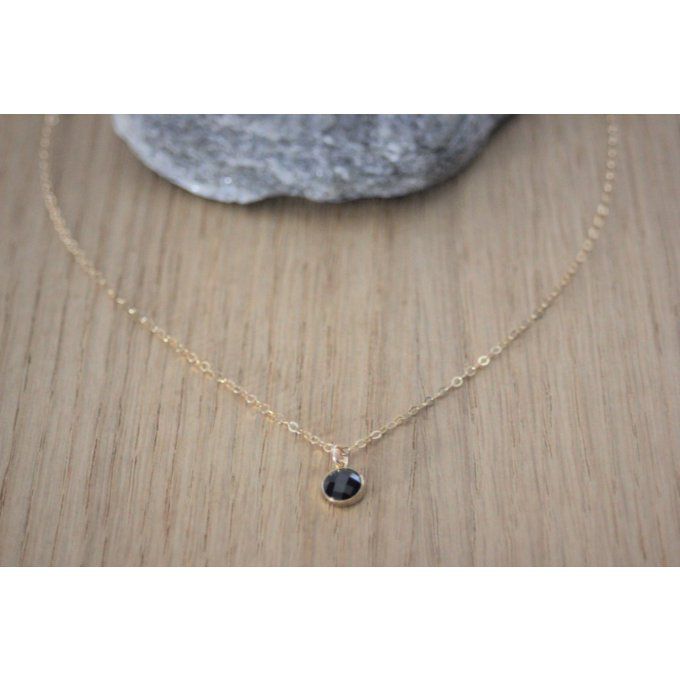 Collier or gold filled pendentif zirconium noir